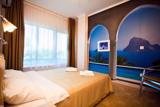 Iceberg Hotell Pizunda Eksteriør bilde